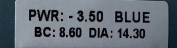 Etykieta soczewek All Vue Colors Plus: PWR -3.50, BLUE, BC 8.60, DIA 14.30. Białe tło z czarnym tekstem.