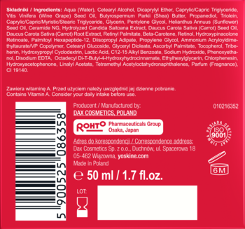 Czerwony tył pudełka kremu na noc Dax Cosmetics z retinoidami, biała etykieta z kodem kreskowym, 50ml.