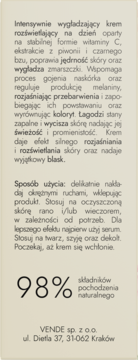 Etykieta kremu rozświetlającego z witaminą C, z polskim opisem działania i składu 98% naturalnego.