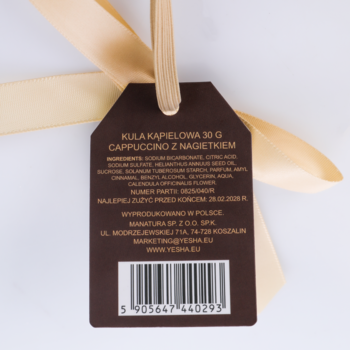 Tył brązowej etykiety kuli kąpielowej 30g cappuccino z nagietkiem, z widocznym kodem kreskowym i datą ważności.