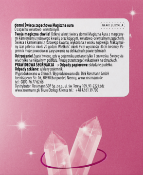 Tył różowego opakowania świecy zapachowej domol Magiczna Aura, z widocznymi kamieniami różowego kwarcu.