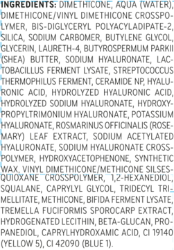 Zbliżenie na listę składników matującej bazy Catrice Extreme Blur, biały tekst na ciemnym tle.