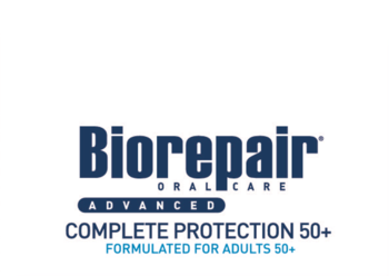 Logo Biorepair Oral Care Advanced Complete Protection 50+ dla dorosłych 50+, niebieski tekst na białym tle.