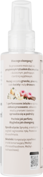 Tył przezroczystej butelki odświeżacza do tkanin Juicy & Elegant żelazko w sprayu 100ml, z etykietą i QR.