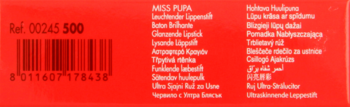 Tył czerwonej pomadki Miss Pupa, opakowanie z kodem kreskowym, opisem w wielu językach i numerem referencyjnym.