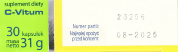 Bok opakowania suplementu diety C-Vitum, zielona etykieta z napisem 30 kapsułek, masa 31 g, numer partii i data ważności 08-2025.