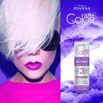 Joanna Ultra Color Silver Blond pigment tonujący, tuba obok modelki w okularach, na fioletowo-różowym tle.