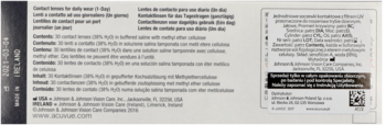 Tył opakowania soczewek ACUVUE Oasys 1-Day, widoczny drobny tekst informacyjny i kod QR.