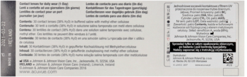 Informacje o soczewkach ACUVUE Oasys 1-Day: zbliżenie na białą ulotkę z wielojęzycznym tekstem i kodem QR.