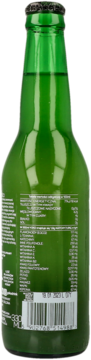 Tył zielonej szklanej butelki YOKO matcha, z białą etykietą ze składnikami i kodem kreskowym.