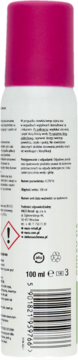 Tył białego aerozolu odstraszającego owady z różową nakrętką, widoczna etykieta z ostrzeżeniami, kodem kreskowym i 100 ml.
