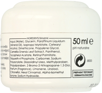 Tył białego słoiczka kremu nawilżającego z herbatą, panthenolem i wit. E. Widoczna lista składników i 50 ml.