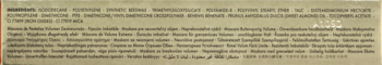 Zamazany tekst reklamowy PUPA Vamp! Forever mascara, opisujący objętość, wodoodporność i skład.