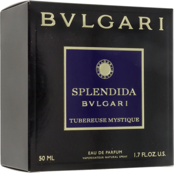 Czarne pudełko perfum Bvlgari Splendida Tuberose Mystique z granatowym panelem i złotymi napisami, widok z przodu pod kątem.