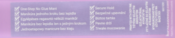 Biały tekst na fioletowym tle: lista cech sztucznych paznokci "No Glue Mani", aplikacja bez kleju.