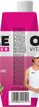 Oshee Vitamin Water 750ml, czerwone winogrona i dragonfruit. Różowo-biały karton, przód z kobietą, kod kreskowy.