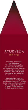 Ciemnoczerwone opakowanie zestawu Bielenda Ayurveda Skin Yoga, front, z białym napisem i charakterystycznym trójkątnym wierzchem.