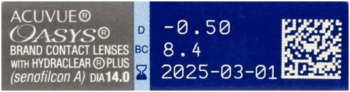Close-up of ACUVUE OASYS contact lenses box with HYDRACLEAR PLUS, showing -0.50 power, BC 8.4 and expiry date.