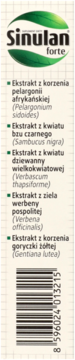 Sinulan forte suplement diety, zbliżenie na bok opakowania z zielonym logo, listą składników roślinnych i kodem kreskowym.