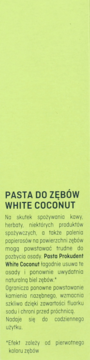 Tekst na opakowaniu pasty Prokudent White Coconut: informacje o usuwaniu osadów i wybielaniu zębów na zielonym tle.