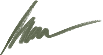 Gruba, oliwkowa kreska kredki Max Factor Kohl Kajal Masterpiece, rozmazana, prezentująca intensywny kolor.