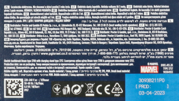Tył opakowania szczoteczki Oral-B Pro Kids 3+, z napisami informacyjnymi, symbolami i datą produkcji.