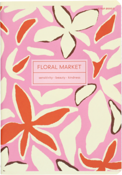 Różowy zeszyt A5 Floral Market, okładka z białymi i koralowymi kwiatami, napisy "FLORAL MARKET", widok z przodu.
