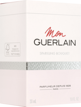 Biało-różowe pudełko perfum Mon Guerlain Sparkling Bouquet, ze srebrnym paskiem i logo FSC, widok z przodu.