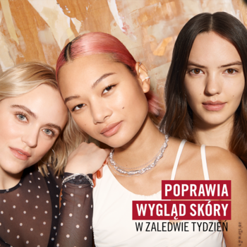 Kampania Korektora Rimmel Multi Tasker: Trzy uśmiechnięte modelki i hasło 'Poprawia wygląd skóry w tydzień'.