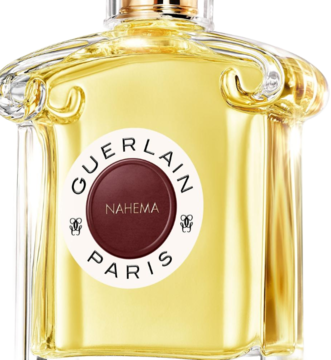 Perfumy damskie Guerlain Nahema, szklana butelka z żółtym płynem, czerwona etykieta, widok z przodu.