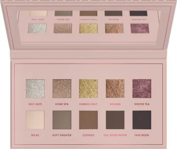 Otwarta paleta cieni Cozy Nude Stars, 10 cieni do powiek: 5 matowych, 5 błyszczących nude, z lustrem.