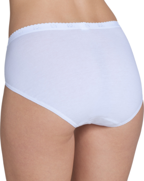 Białe majtki midi Sloggi Chic na modelce, widok z tyłu, z delikatną koronką w pasie.