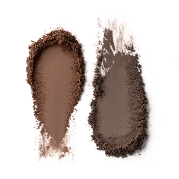 Essence Brow Powder Duo Medium: Dwa sypkie pudry do brwi, ciepły i chłodny odcień brązu, rozłożone na białym tle.