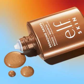 Miedziana butelka e.l.f. Skin Bronzing Drops do twarzy i ciała, z brązowymi kropelkami na tle gradientu.