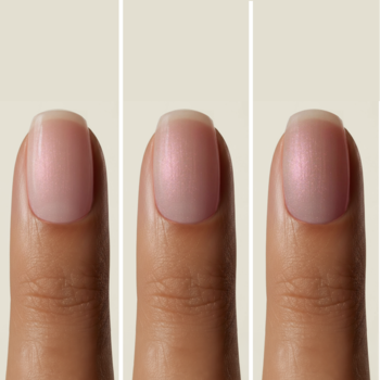 Trzy paznokcie po kuracji COOLNAILS Rose Quartz Active Pen, z wygładzonym, subtelnym różowym efektem glow.