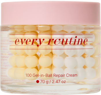 every routine 100 Gel-in-Ball Repair Cream w przezroczystym słoiku z różową nakrętką i żółtymi oraz białymi kapsułkami.