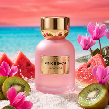 Różowa butelka Mykonos Pink Beach perfum damskich, owocowo-kwiatowa, z kiwi, arbuzem i różowymi kwiatami na piasku.