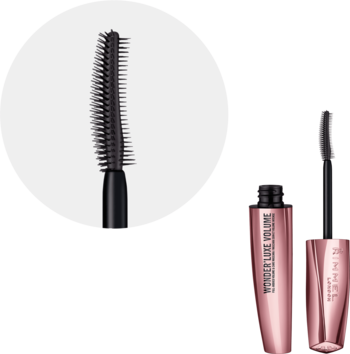 Rimmel Wonder'Luxe Volume mascara: różowozłota tubka z wyjętą szczoteczką i zbliżeniem na czarny aplikator.