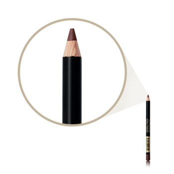 Zbliżenie na brązową końcówkę czarnej kredki do oczu Max Factor Kohl Kajal Masterpiece, z widokiem całej kredki w tle.