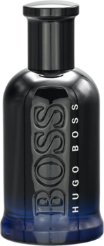 Męska woda toaletowa Boss Bottled Night, flakon gradientowy czarno-niebieski z wytłoczonym logo BOSS, widok z przodu.