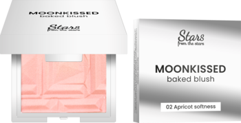 Róż Stars Moonkissed 02 Apricot softness, otwarty kompakt z brzoskwiniowym pudrem i geometrycznym wzorem.