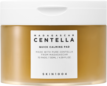 Złoty słoik Madagascar Centella Quick Calming Pad (70 szt.) z białym wieczkiem, widok z przodu.
