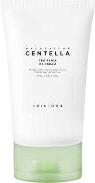 SKIN1004 Centella Tea-Trica B5 Cream, biała tubka z zieloną zakrętką, widok z przodu, czarny tekst.