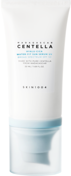 Biała tubka SKIN1004 Centella Hyalu-Cica Water-Fit Sun Serum SPF50 z niebieskimi detalami, widok z przodu.