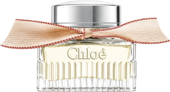 Chloé Lumineuse woda perfumowana w szklanej butelce z żebrowaną fakturą, srebrnym korkiem i różową kokardką.