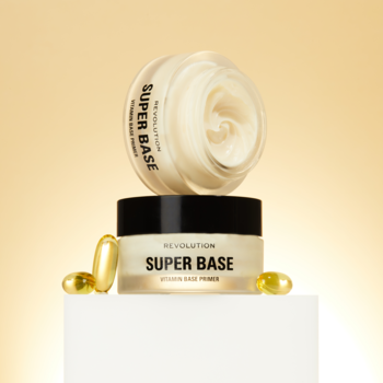 REVOLUTION Super Base ,baza pod makijaż, witaminowa,kompozycja-1