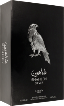 Czarne pudełko perfum Shaheen Silver Lattafa z srebrnym wizerunkiem sokoła, widok z przodu pod kątem.