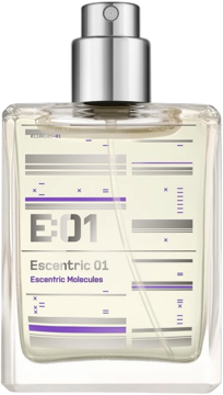 Perfumy Escentric 01 Escentric Molecules w prostokątnej, przezroczystej butelce z srebrną nakrętką, widok z przodu.