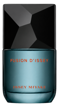 Issey Miyake Fusion d'Issey woda toaletowa w ciemnoniebieskiej butelce z czarną, fasetowaną zakrętką, widok z przodu.