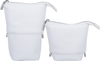 Białe prostokątne etui na pędzle Ilū Basic, z tłoczonym logo. Dwa rozmiary, syntetyczne.